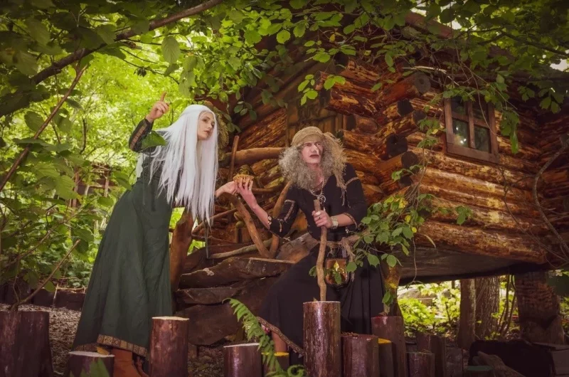 Посмотреть самостоятельно на Красной Поляне Дивный лес Wonder Land